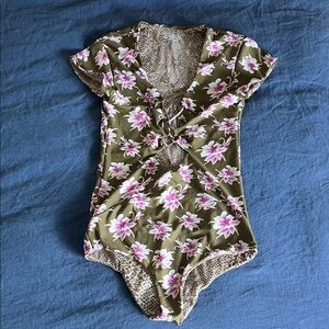 Acacia Cap Sleeve one piece bathing suit size medium